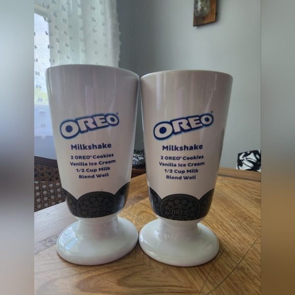 Oreo Milkshake Glass - Picture 2 of 6